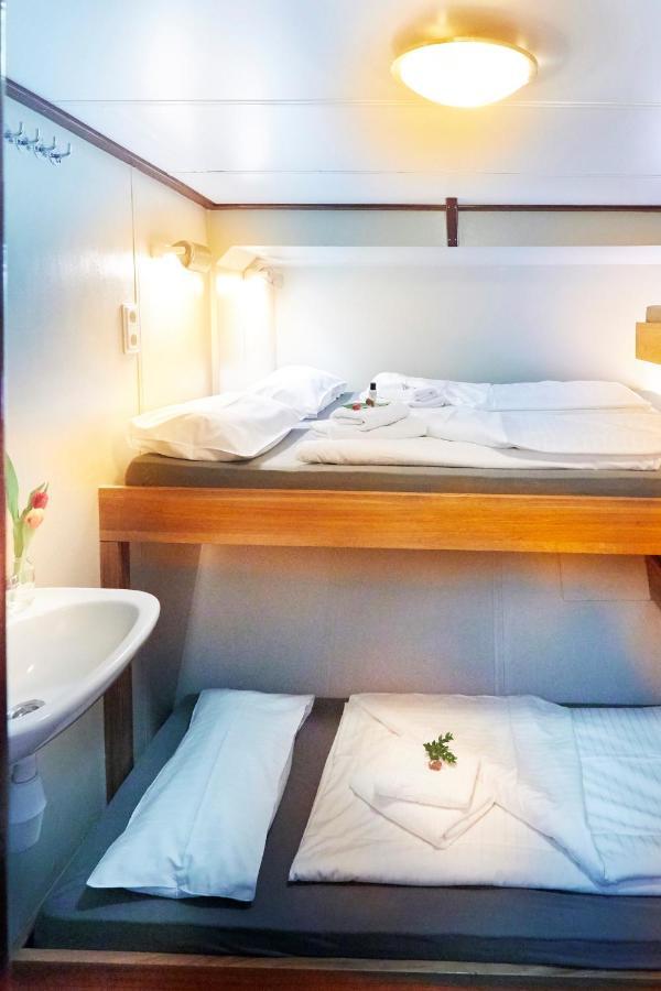 Segelschiff Loth Lorien Bådhotel 3*