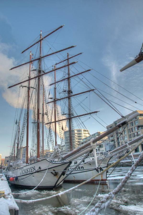 Segelschiff Loth Lorien Bådhotel