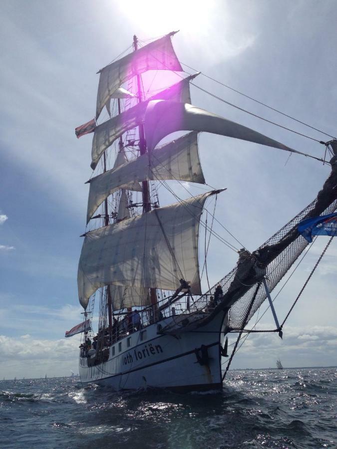 Segelschiff Loth Lorien Bådhotel 3*