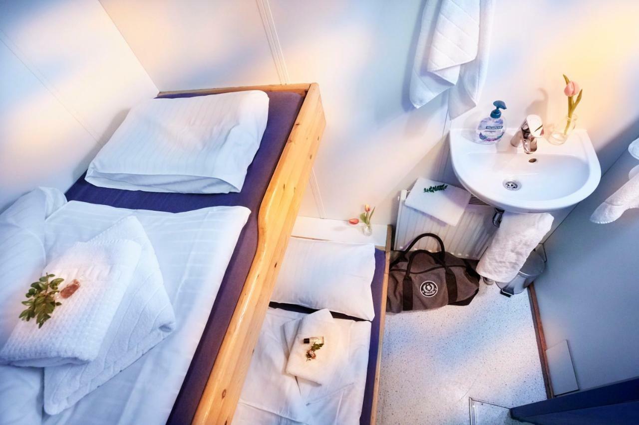 Segelschiff Loth Lorien Bådhotel 3*